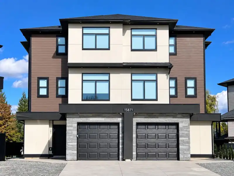 102 15871 111A AVENUE - photo 1 of 25
