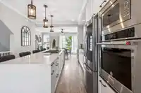 111 16488 64TH AVENUE - thumbnail 5