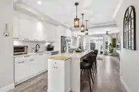 111 16488 64TH AVENUE - thumbnail 6