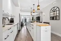 111 16488 64TH AVENUE - thumbnail 7