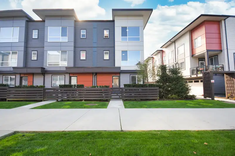 28 7288 188 STREET - photo 2 of 40