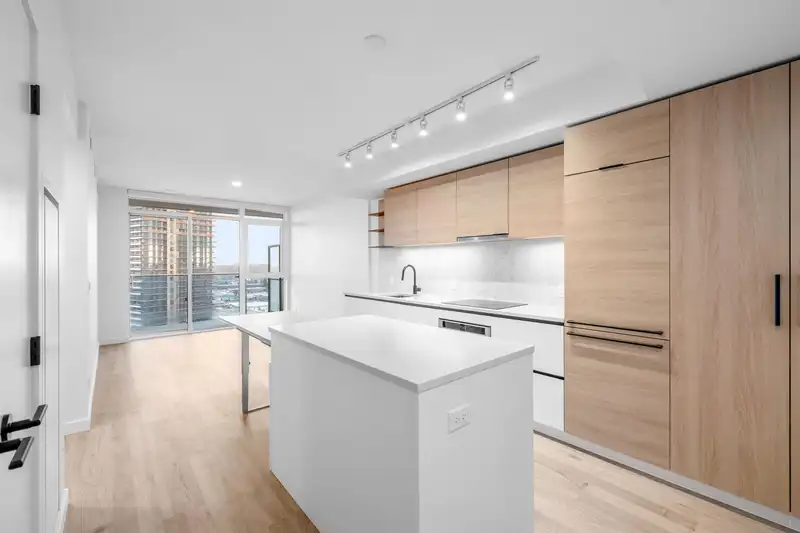 2606 10448 UNIVERSITY DRIVE - photo 2 of 40