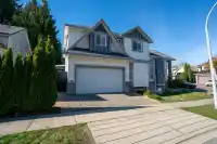 13798 58A AVENUE - thumbnail 2