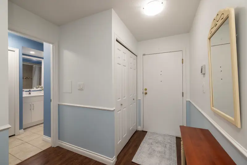 146 1440 GARDEN PLACE - photo 3 of 25