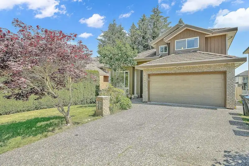 7636 147A STREET - photo 1 of 40