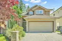 7636 147A STREET - thumbnail 2