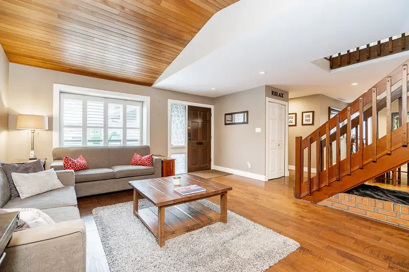 11826 ALDERWOOD CRESCENT - photo 4 of 25