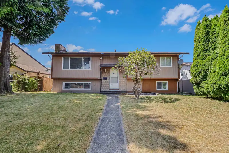 6721 132 STREET STREET - photo 1 of 34