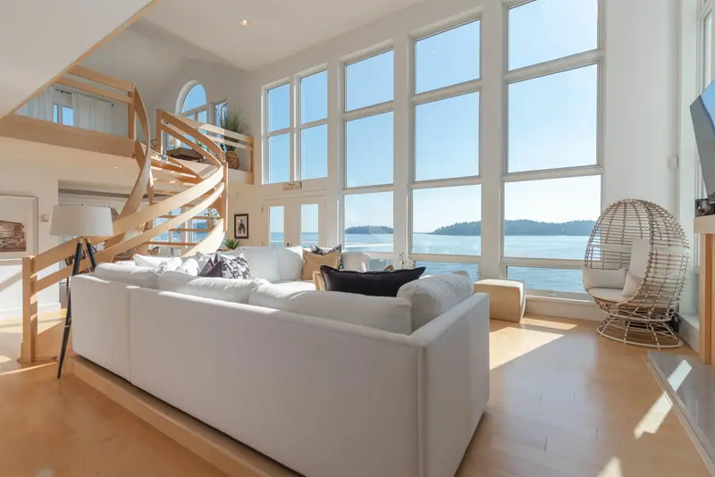 6655 SUNSHINE COAST HIGHWAY - photo 4 of 25