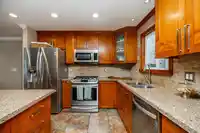 7936 141B STREET - thumbnail 12