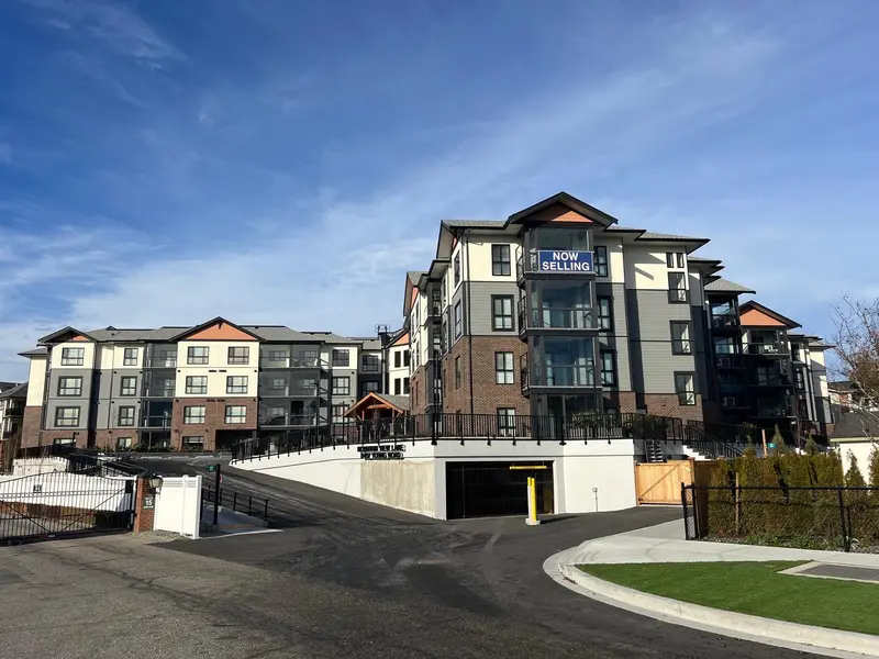 412 8497 YOUNG ROAD - photo 2 of 14