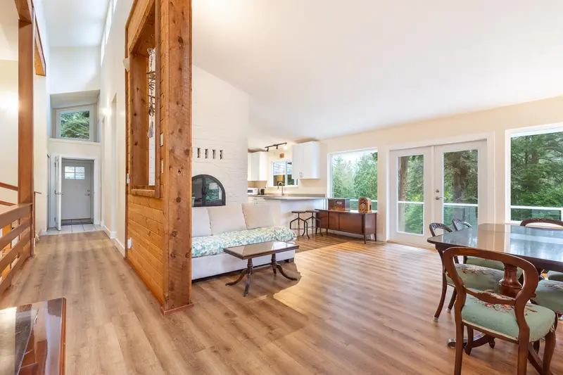 914 GOWER POINT ROAD - photo 1 of 25