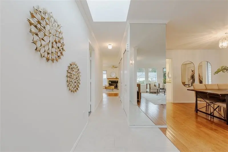 19596 SOMERSET DRIVE - photo 3 of 25