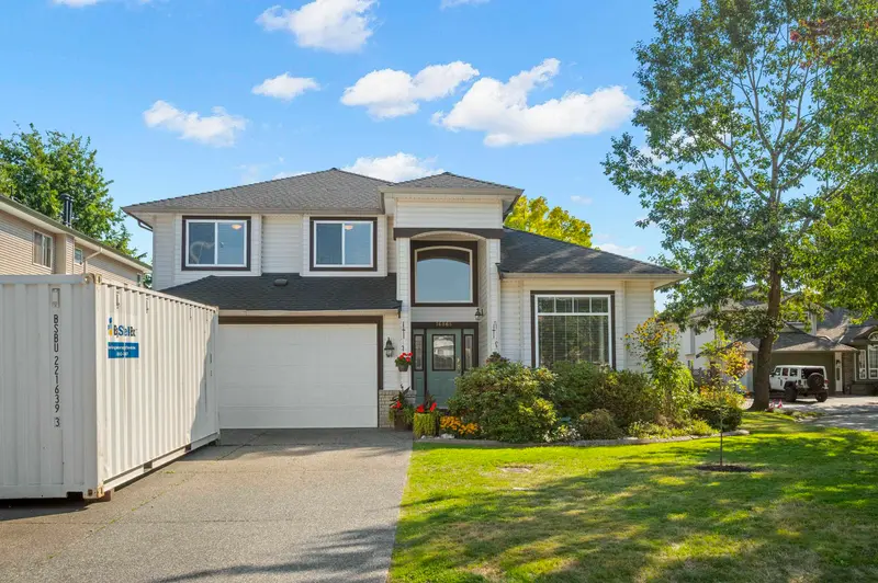 16868 61A AVENUE - photo 3 of 25