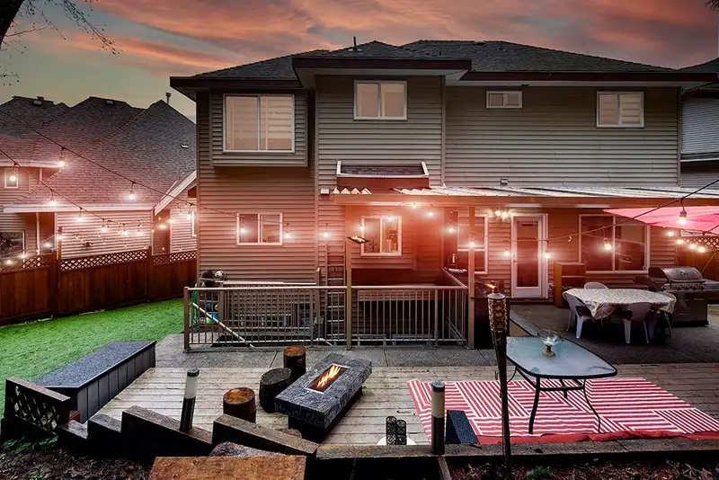 6141 147 STREET - photo 3 of 39