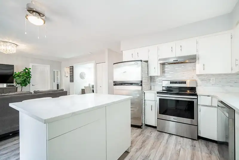 6669 129 STREET - photo 4 of 33