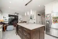 6158 140B STREET - thumbnail 10