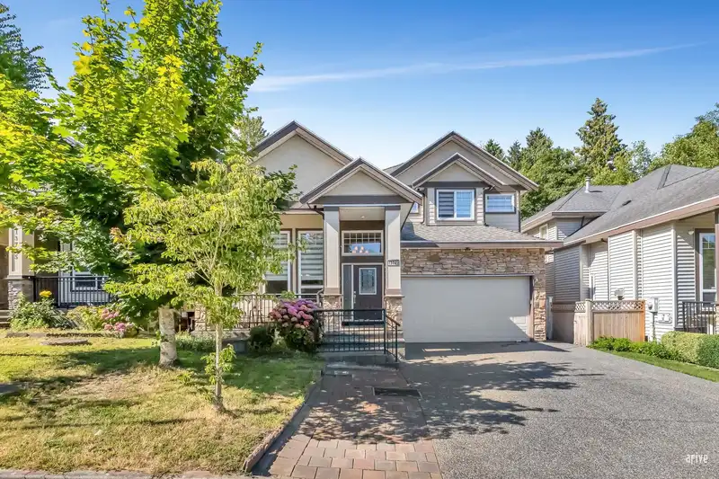 13745 64A AVENUE - photo 1 of 31