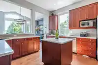 5774 147A STREET - thumbnail 12