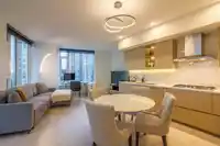 704 9887 WHALLEY BOULEVARD - thumbnail 2