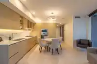 704 9887 WHALLEY BOULEVARD - thumbnail 5
