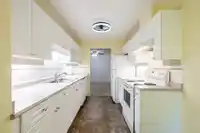 202 16065 83 AVENUE - thumbnail 14