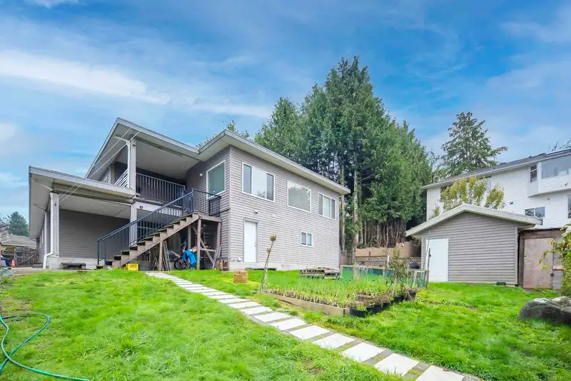 10229 122 STREET - photo 3 of 23