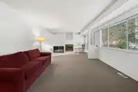 14750 60 AVENUE - thumbnail 4
