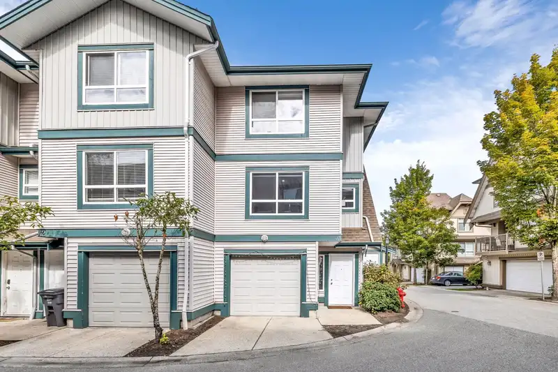 41 12730 66 AVENUE - photo 3 of 28