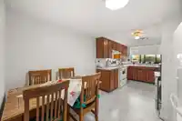 5 5850 177B STREET - thumbnail 10