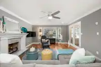 5648 125A STREET - thumbnail 3