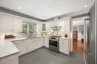 5648 125A STREET - thumbnail 5
