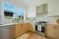 38 12585 104A AVENUE - thumbnail 6