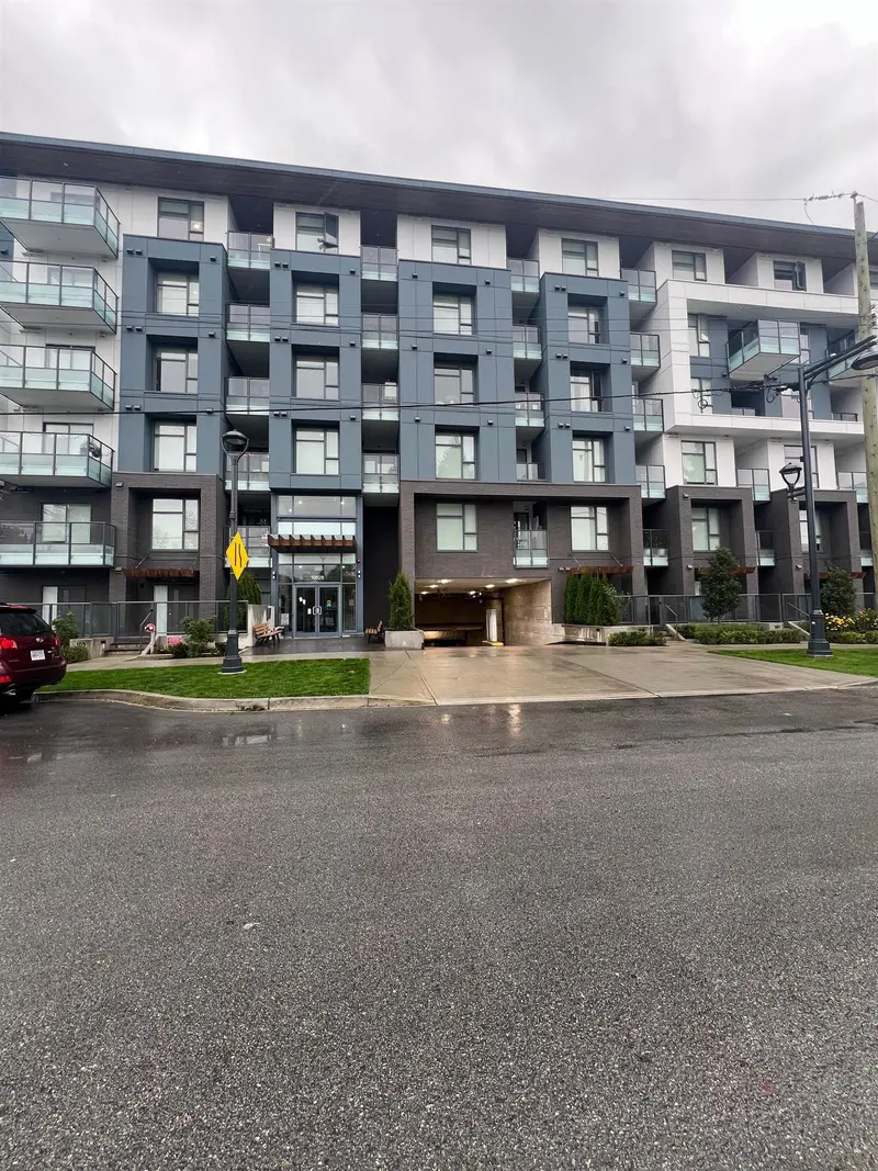 608 10828 139A STREET - photo 2 of 24