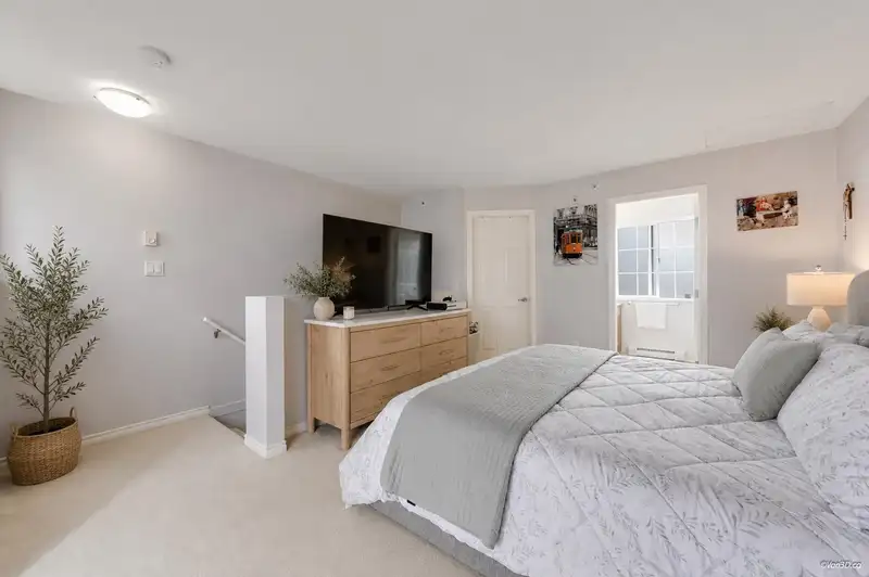 18 14855 100 AVENUE - photo 4 of 25