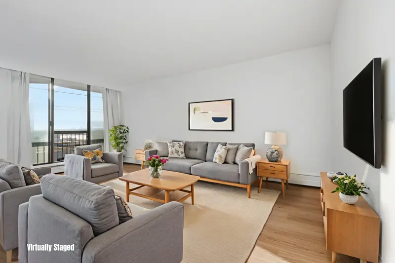 407 145 ST. GEORGES AVENUE - photo 1 of 25