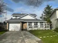 9582 155A STREET - thumbnail 1
