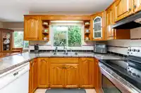 6068 185 STREET - thumbnail 11