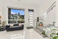 5929 140B STREET - thumbnail 6