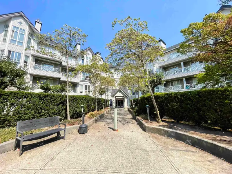 102 9979 140 STREET - photo 1 of 15