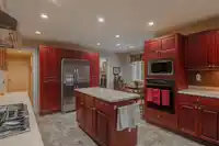 18638 56B AVENUE - thumbnail 3