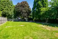 17223 61B AVENUE - thumbnail 23