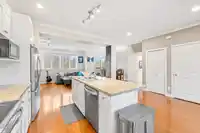 8 7168 179 STREET - thumbnail 10