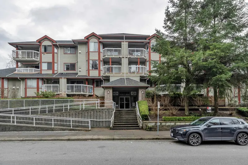 110 1215 PACIFIC STREET - photo 1 of 25