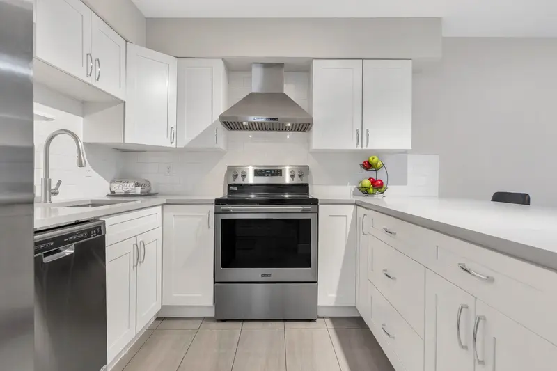 110 1215 PACIFIC STREET - photo 3 of 25