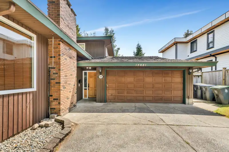 12881 CARLUKE CRESCENT - photo 3 of 25