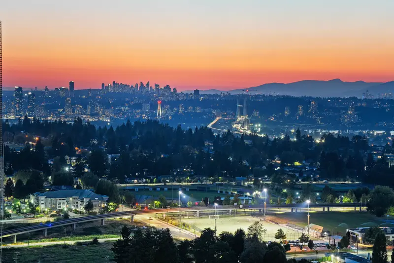 3102 10428 WHALLEY BOULEVARD - photo 2 of 25