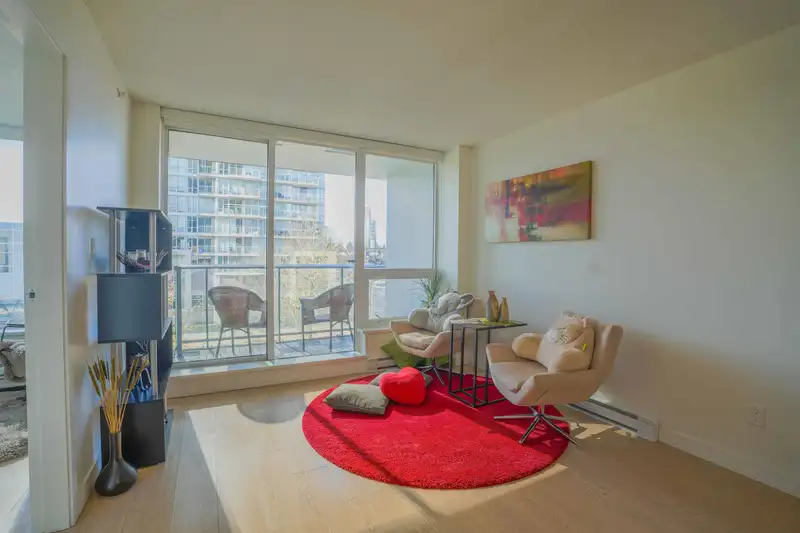 507 13696 100 AVENUE - photo 1 of 35