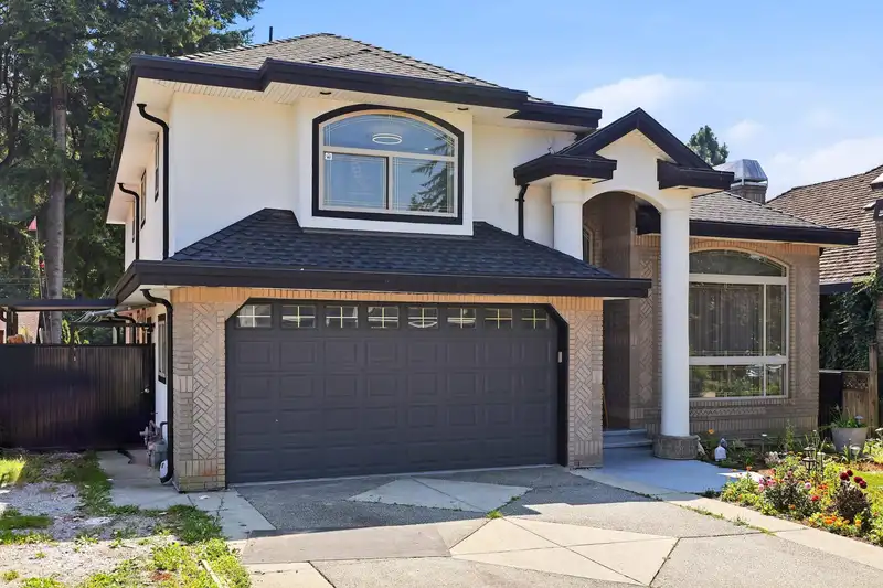 12580 60A AVENUE - photo 3 of 25