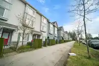 17 5858 142ND STREET - thumbnail 28